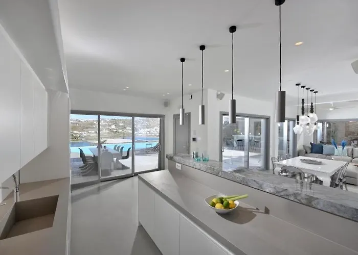Luxury Mykonos In The Ornos Korfos فيلة